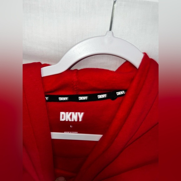 DKNY Large sweatshirt - Picture 3 of 4